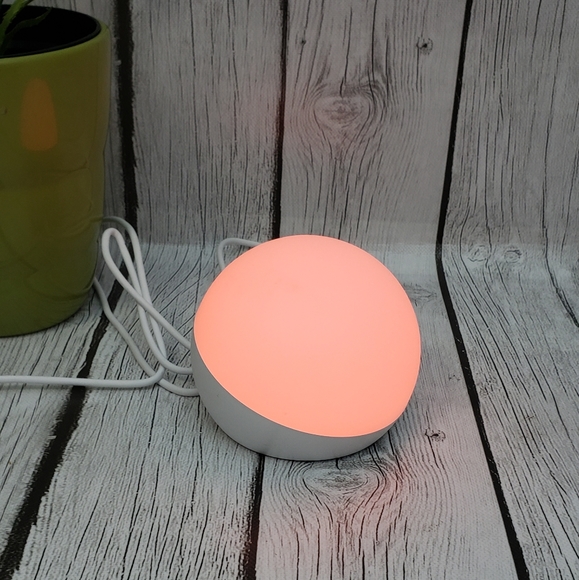Echo Glow - Multicolor Smart Lamp - Picture 5 of 8
